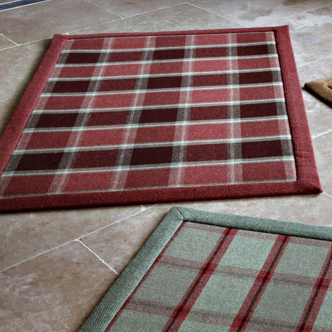 Dunvegan Rug With Dornoch Binding