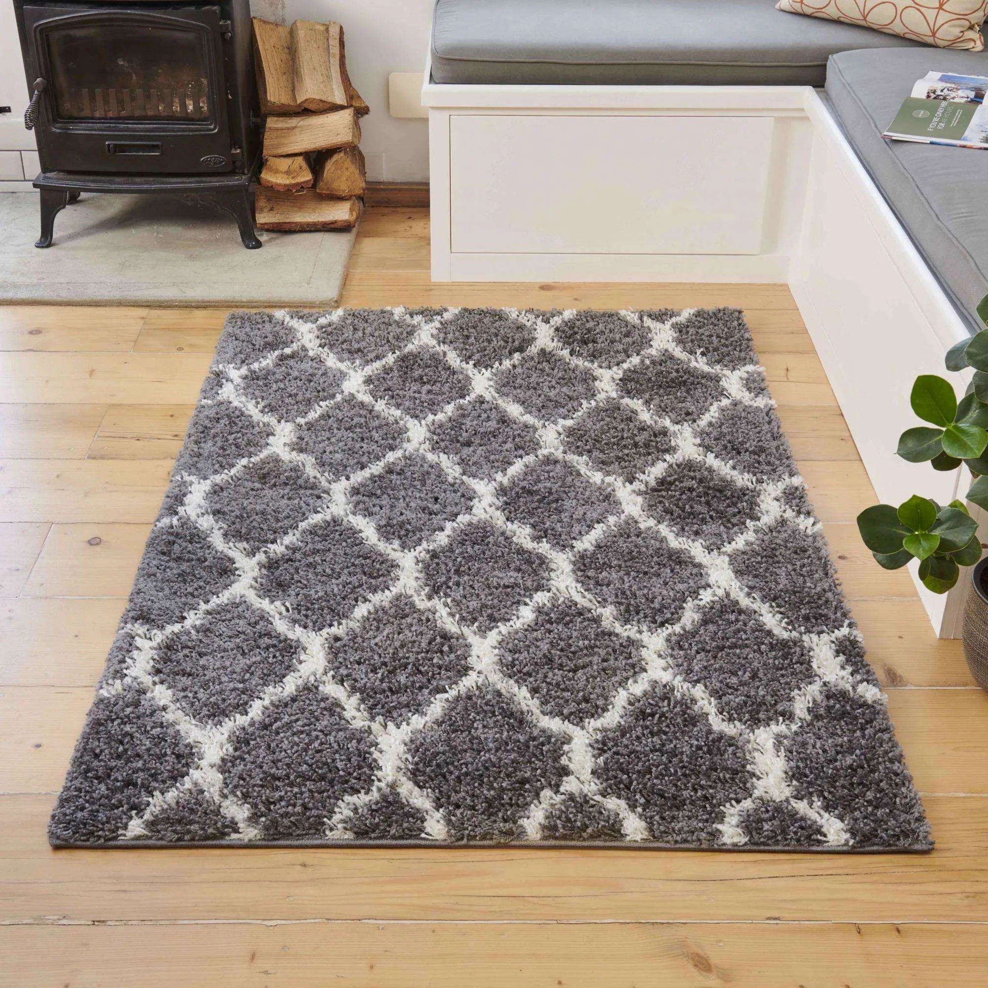 Grey Moroccan Trellis Shaggy Rug