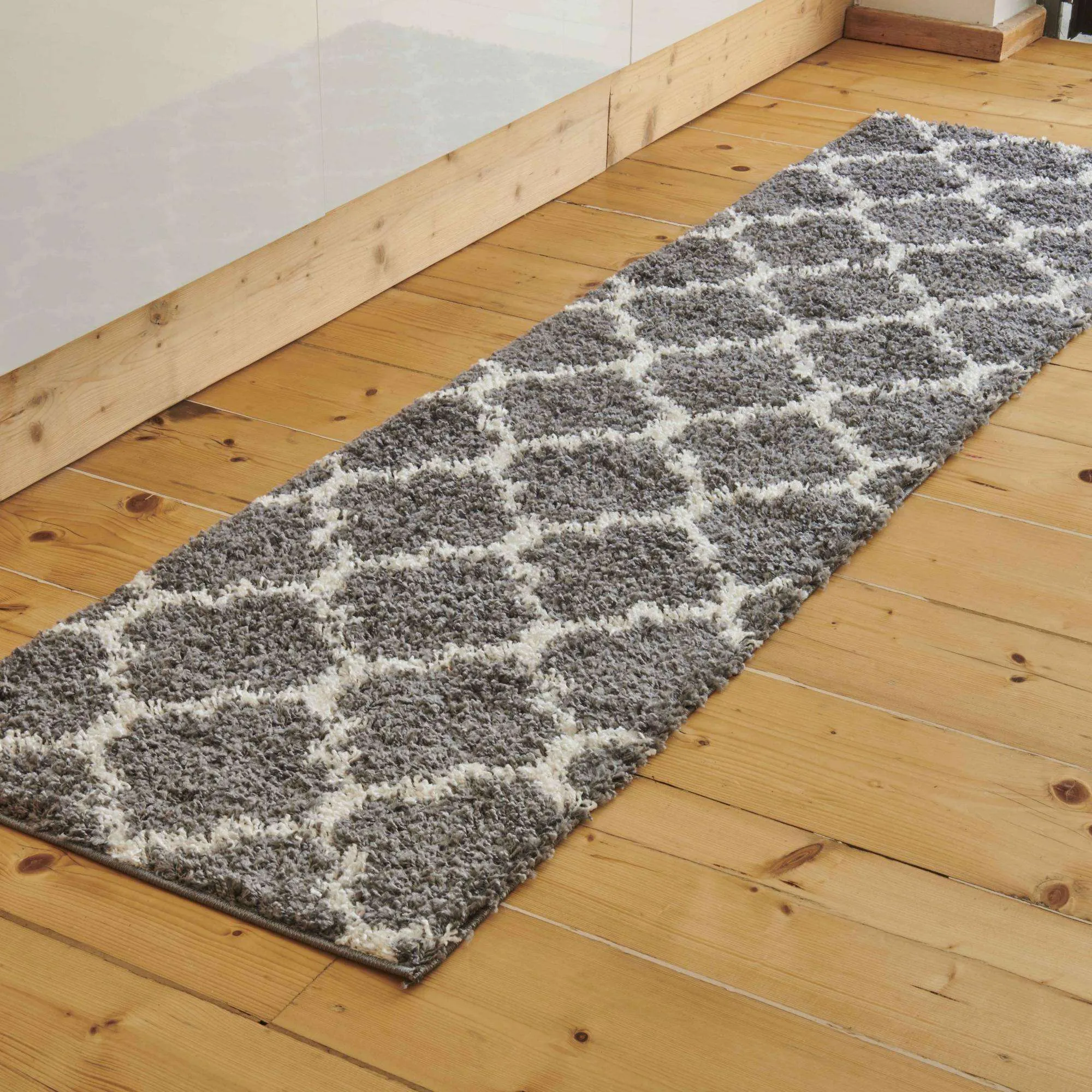 Grey Moroccan Trellis Shaggy Rug