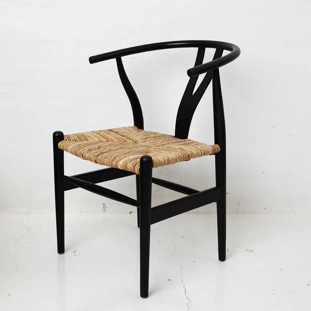 TEAK SARIN WISHBONE CHAIR, BLACK